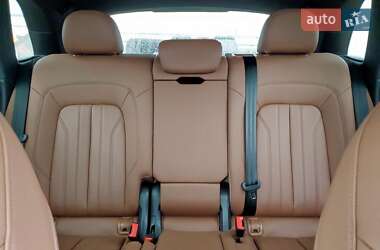 Внедорожник / Кроссовер Audi Q5 2022 в 