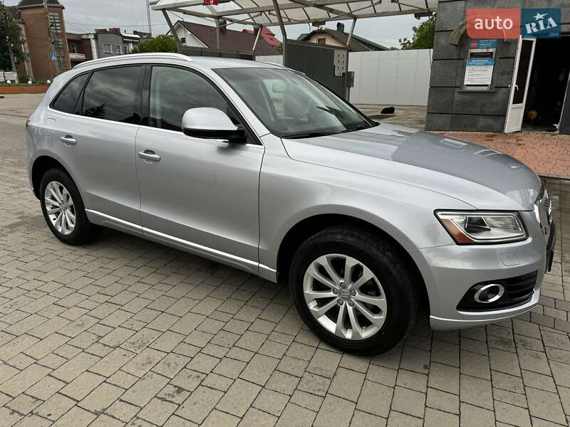 Позашляховик / Кросовер Audi Q5 2015 в Коломиї