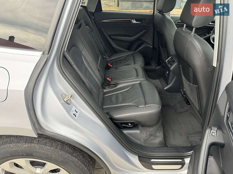 Позашляховик / Кросовер Audi Q5 2015 в Коломиї