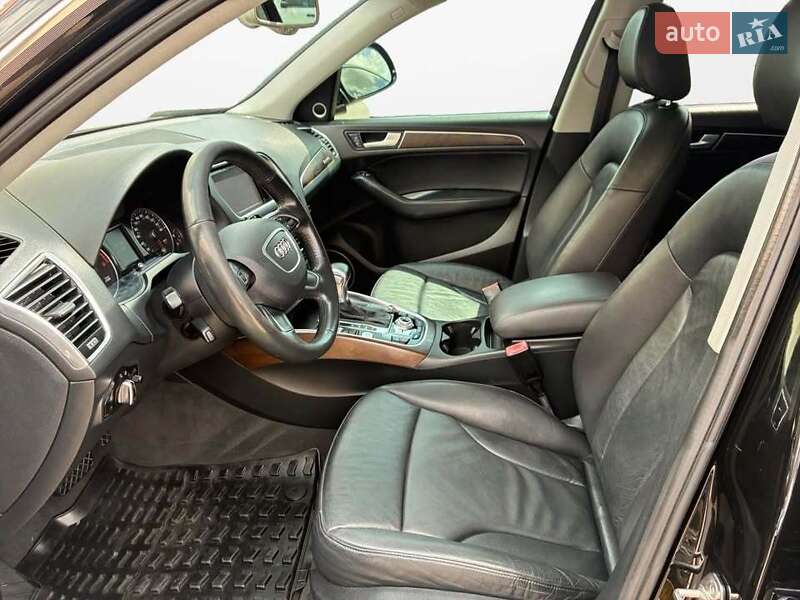 Позашляховик / Кросовер Audi Q5 2015 в Львові
