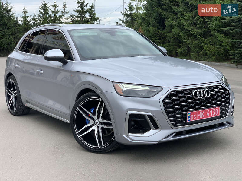 Позашляховик / Кросовер Audi Q5 2021 в Тернополі