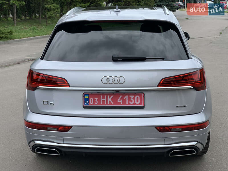 Позашляховик / Кросовер Audi Q5 2021 в Тернополі
