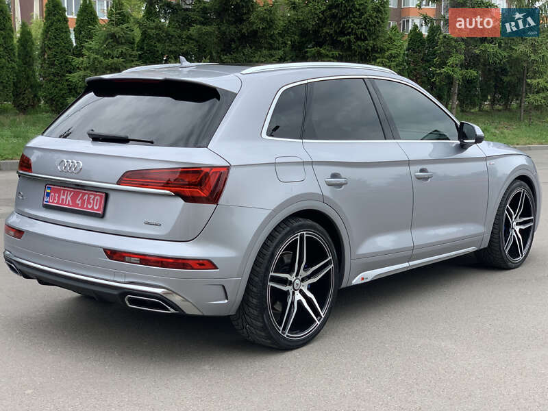 Позашляховик / Кросовер Audi Q5 2021 в Тернополі