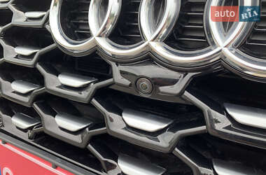 Внедорожник / Кроссовер Audi Q5 2021 в 