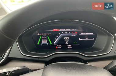 Внедорожник / Кроссовер Audi Q5 2021 в 