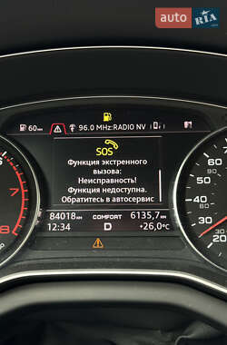 Позашляховик / Кросовер Audi Q5 2020 в 