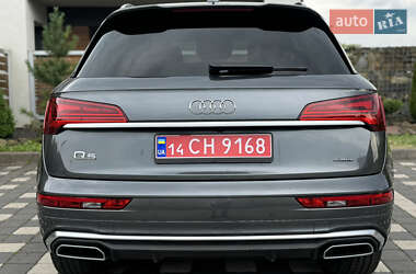 Позашляховик / Кросовер Audi Q5 2023 в 
