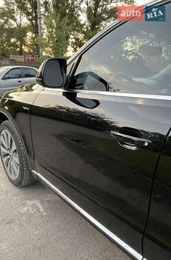 Внедорожник / Кроссовер Audi Q5 2012 в 