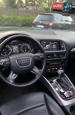 Внедорожник / Кроссовер Audi Q5 2012 в 