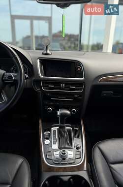 Внедорожник / Кроссовер Audi Q5 2016 в 