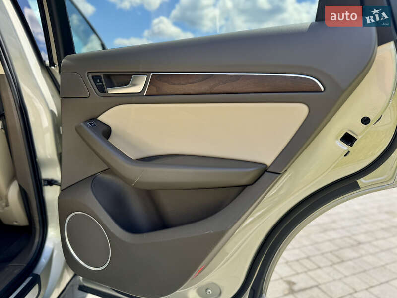 Внедорожник / Кроссовер Audi Q5 2015 в Львове