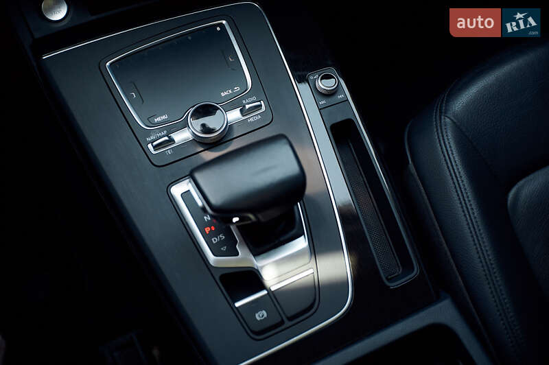 Внедорожник / Кроссовер Audi Q5 2018 в Львове
