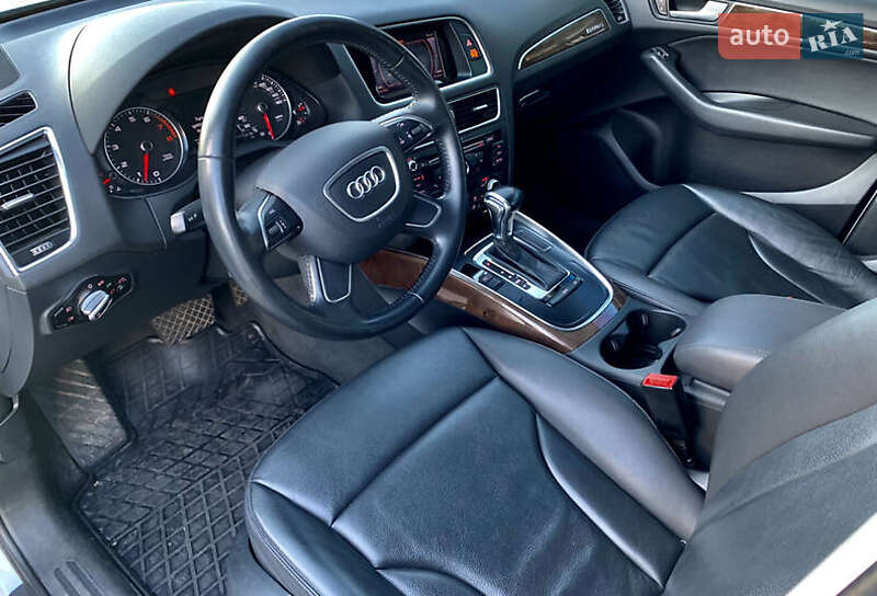 Позашляховик / Кросовер Audi Q5 2014 в Києві