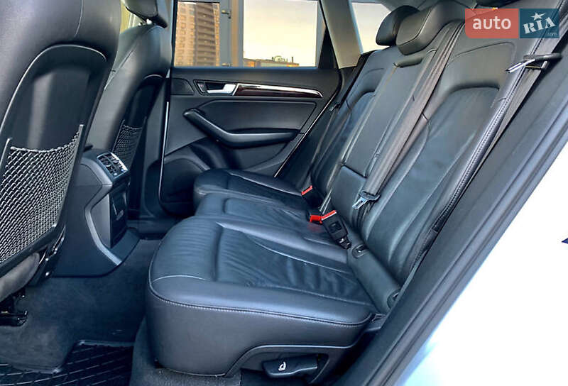 Позашляховик / Кросовер Audi Q5 2014 в Києві