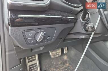 Позашляховик / Кросовер Audi Q5 2020 в 