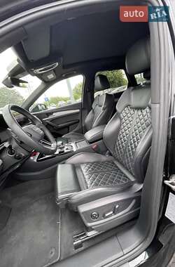 Внедорожник / Кроссовер Audi Q5 2022 в 