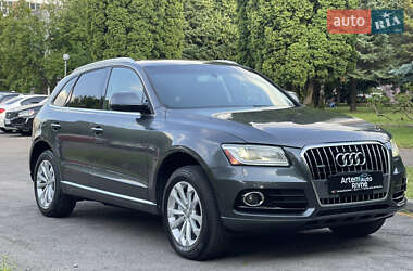 Позашляховик / Кросовер Audi Q5 2015 в 