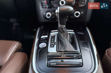 Внедорожник / Кроссовер Audi Q5 2016 в 
