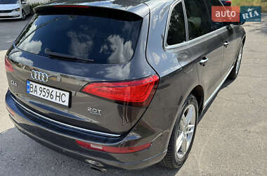 Внедорожник / Кроссовер Audi Q5 2016 в 