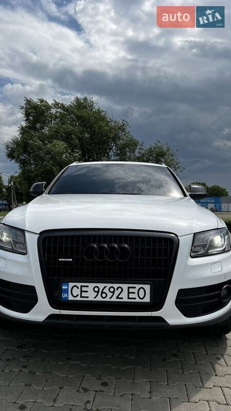 Позашляховик / Кросовер Audi Q5 2010 в Чернівцях