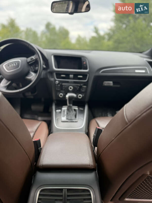 Позашляховик / Кросовер Audi Q5 2015 в Кременчуці