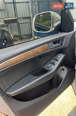 Позашляховик / Кросовер Audi Q5 2013 в 
