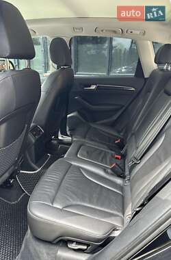 Позашляховик / Кросовер Audi Q5 2012 в 