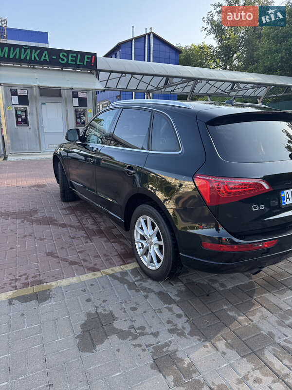 Позашляховик / Кросовер Audi Q5 2012 в Києві