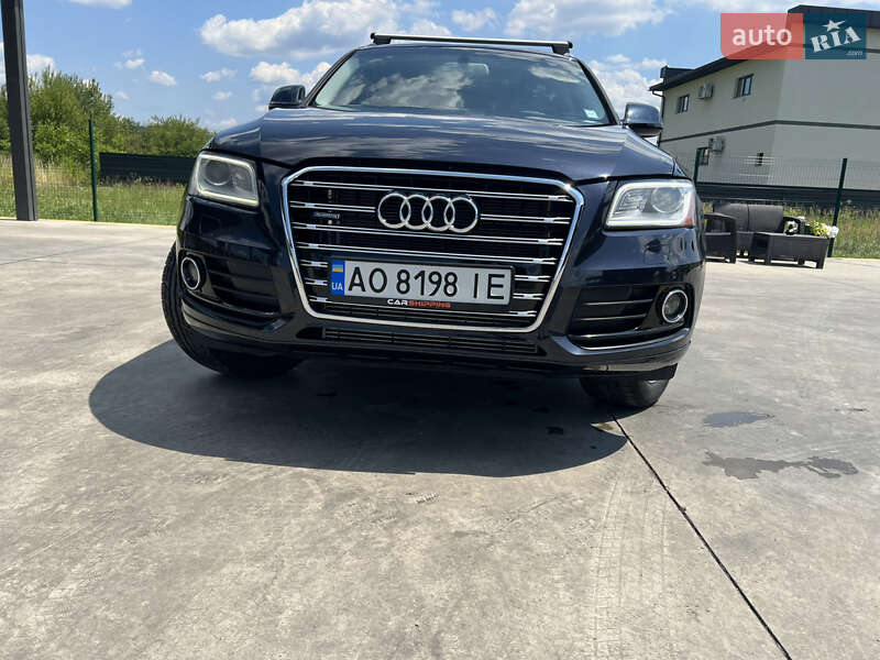 Внедорожник / Кроссовер Audi Q5 2016 в 