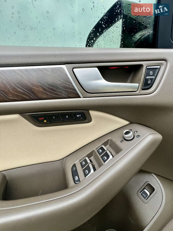 Внедорожник / Кроссовер Audi Q5 2015 в Долине