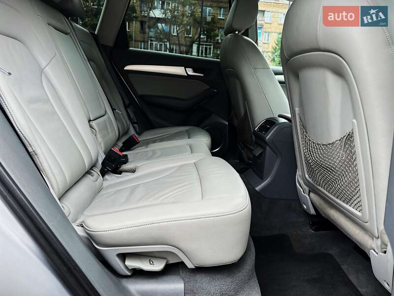 Позашляховик / Кросовер Audi Q5 2014 в Києві