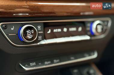 Внедорожник / Кроссовер Audi Q5 2022 в 