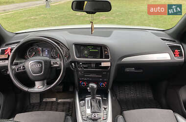 Внедорожник / Кроссовер Audi Q5 2010 в 