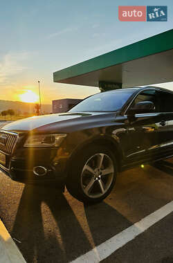 Позашляховик / Кросовер Audi Q5 2014 в 