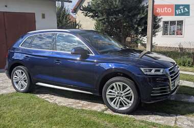 Внедорожник / Кроссовер Audi Q5 2017 в 