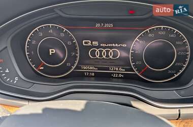 Внедорожник / Кроссовер Audi Q5 2017 в 