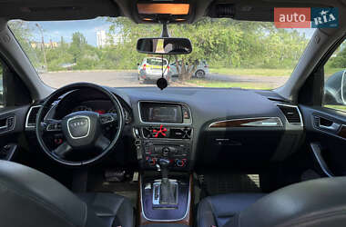 Внедорожник / Кроссовер Audi Q5 2012 в 