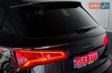 Внедорожник / Кроссовер Audi Q5 2018 в 