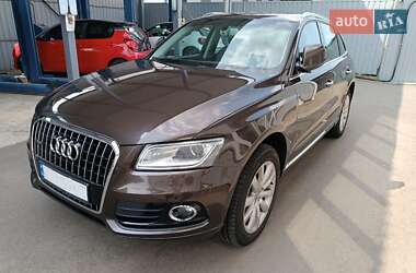 Позашляховик / Кросовер Audi Q5 2016 в Києві