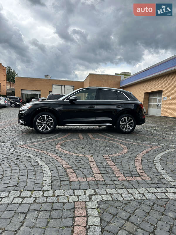 Позашляховик / Кросовер Audi Q5 2021 в Луцьку
