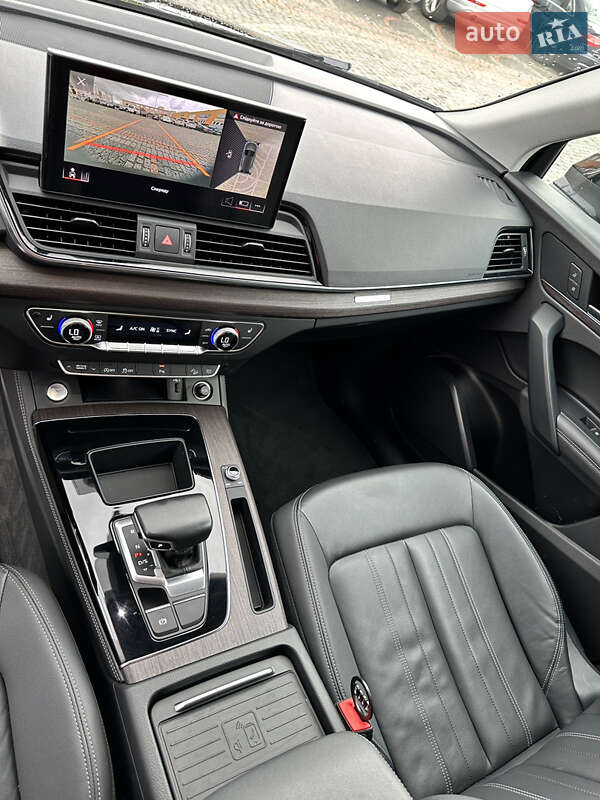 Позашляховик / Кросовер Audi Q5 2021 в Луцьку