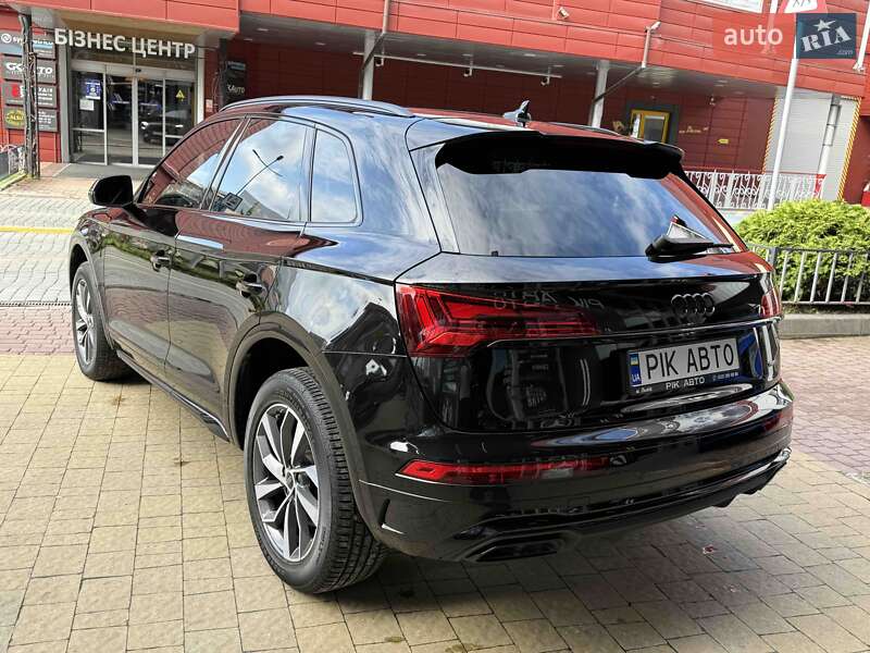 Позашляховик / Кросовер Audi Q5 2024 в Львові