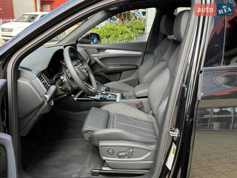 Позашляховик / Кросовер Audi Q5 2024 в Львові