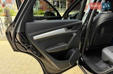 Внедорожник / Кроссовер Audi Q5 2024 в 