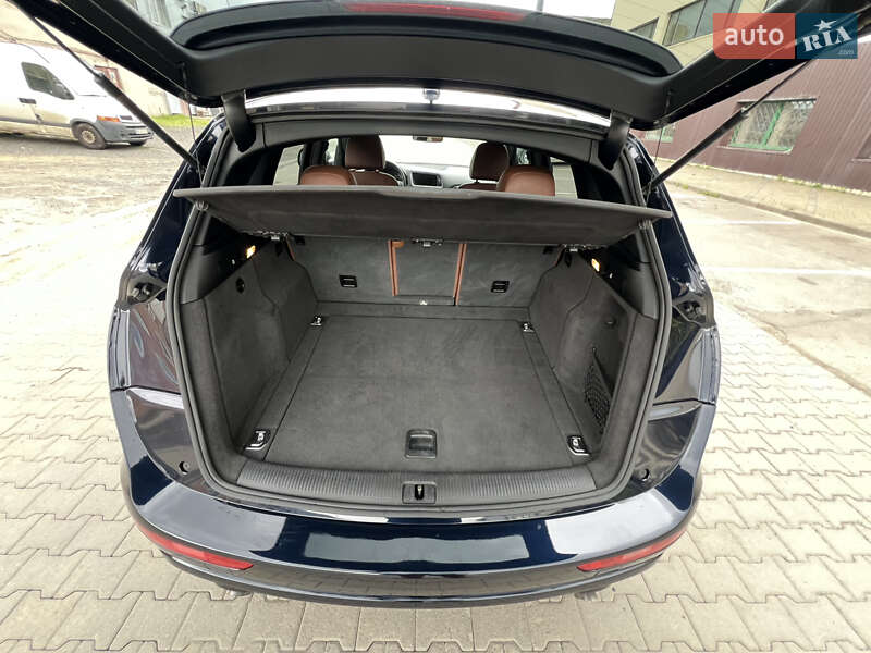 Позашляховик / Кросовер Audi Q5 2010 в Луцьку