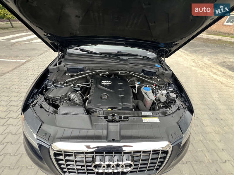 Позашляховик / Кросовер Audi Q5 2010 в Луцьку