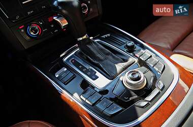 Внедорожник / Кроссовер Audi Q5 2011 в 