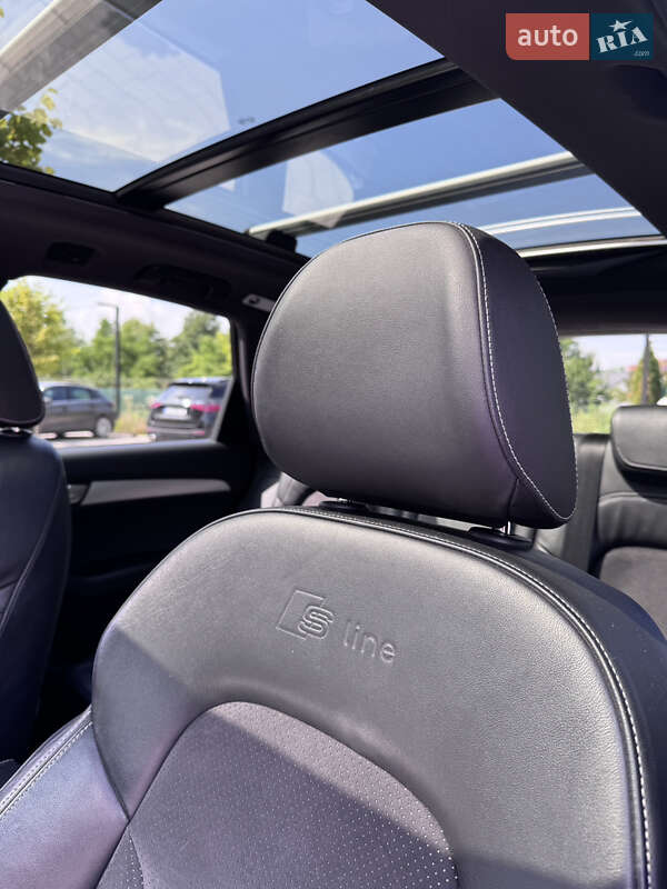 Позашляховик / Кросовер Audi Q5 2011 в Ужгороді