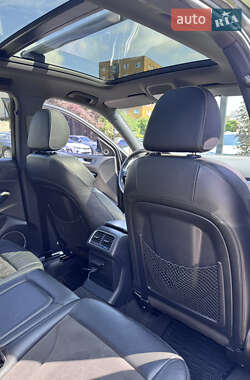Внедорожник / Кроссовер Audi Q5 2011 в 