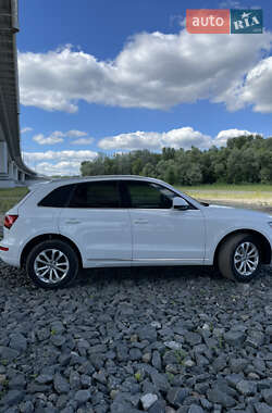 Внедорожник / Кроссовер Audi Q5 2014 в 